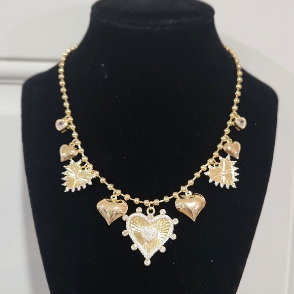 💛🔹️Gemelli 🔹️golden tone Rhinestone Heart charm Necklace 💛 - Picture 3 of 5